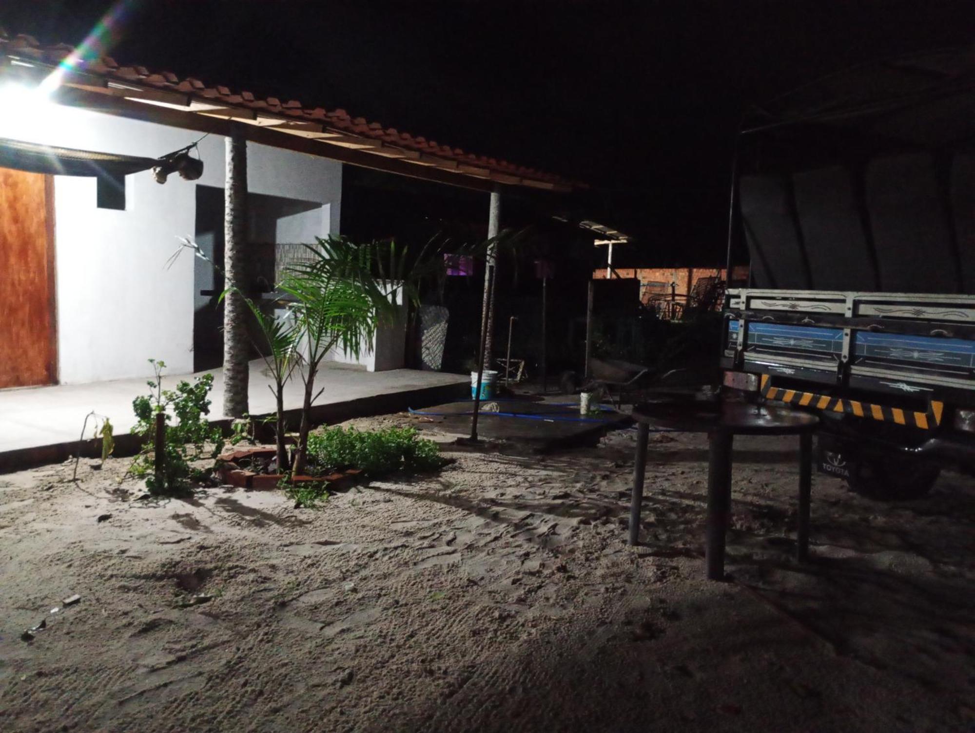 Hostel E Camping Na Rua Das Flores Santo Amaro do Maranhao Екстериор снимка