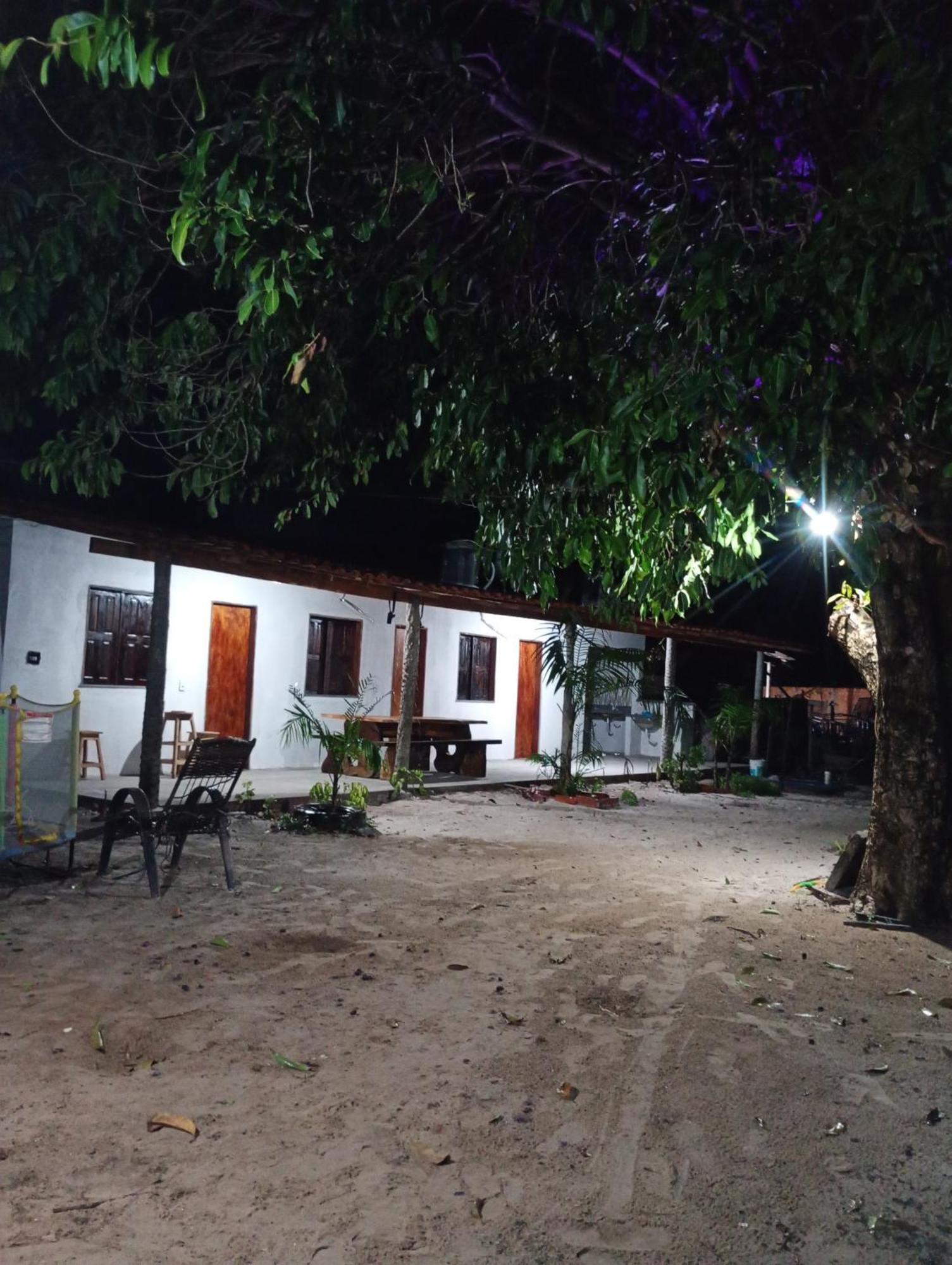 Hostel E Camping Na Rua Das Flores Santo Amaro do Maranhao Екстериор снимка