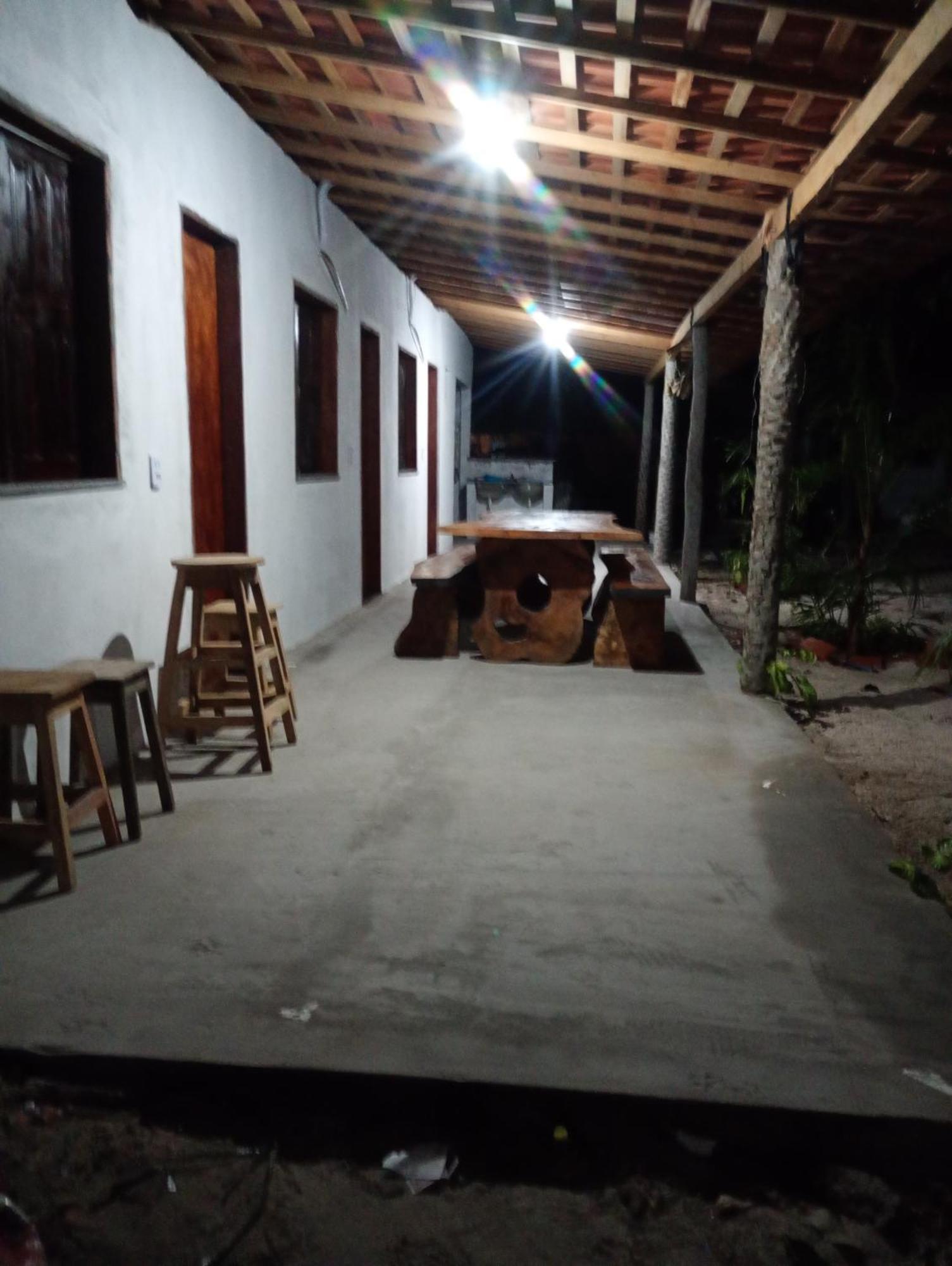 Hostel E Camping Na Rua Das Flores Santo Amaro do Maranhao Екстериор снимка