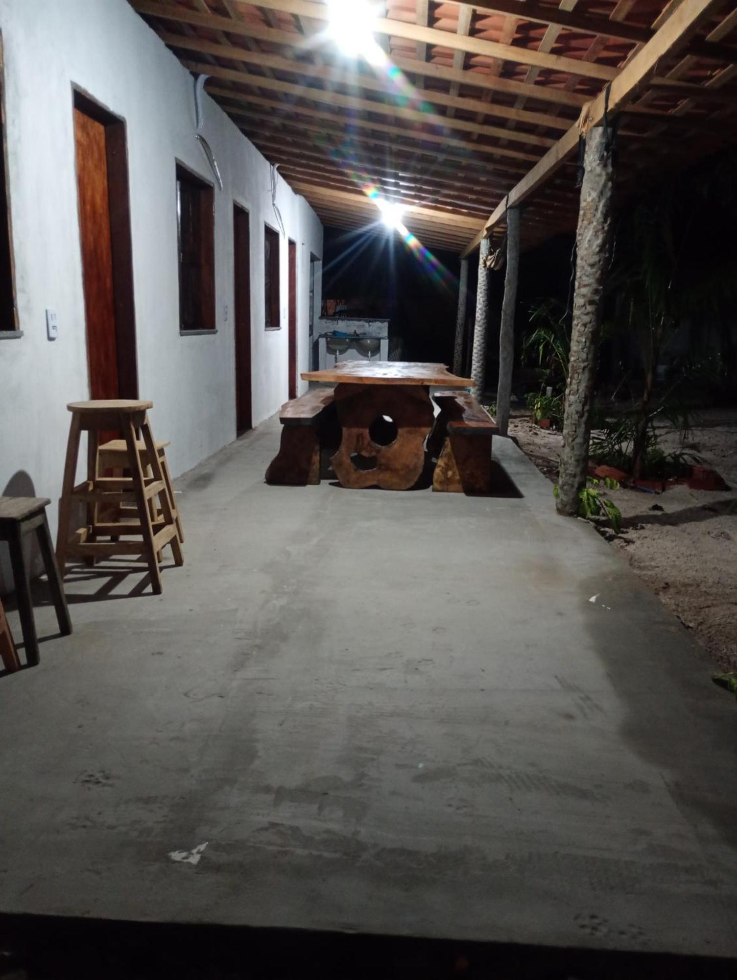 Hostel E Camping Na Rua Das Flores Santo Amaro do Maranhao Екстериор снимка