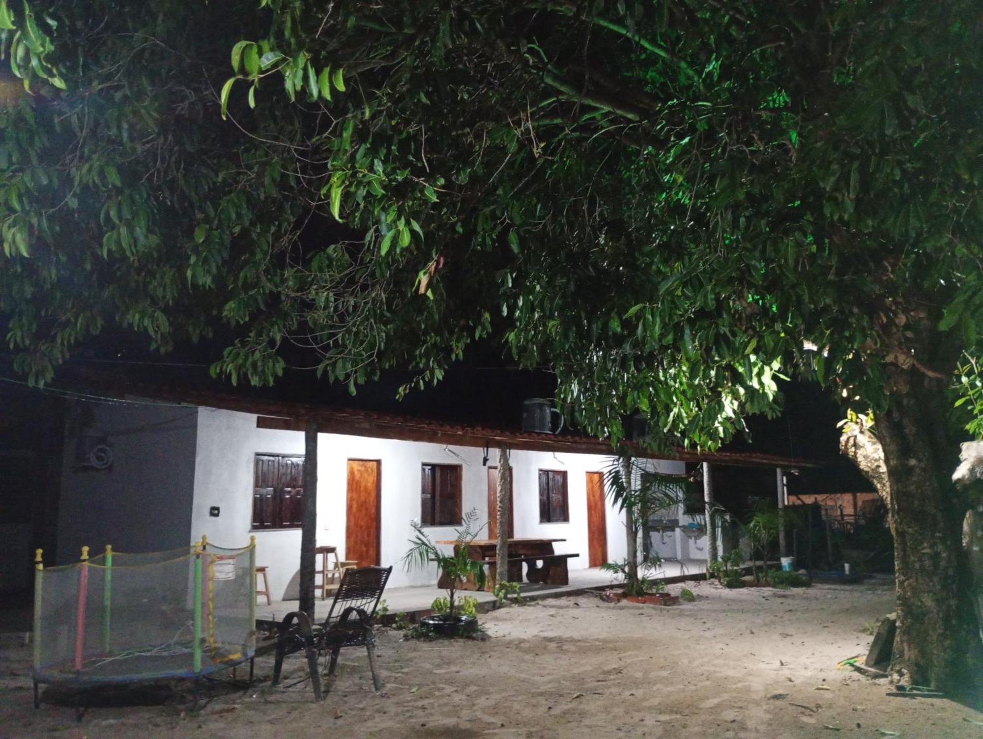Hostel E Camping Na Rua Das Flores Santo Amaro do Maranhao Екстериор снимка