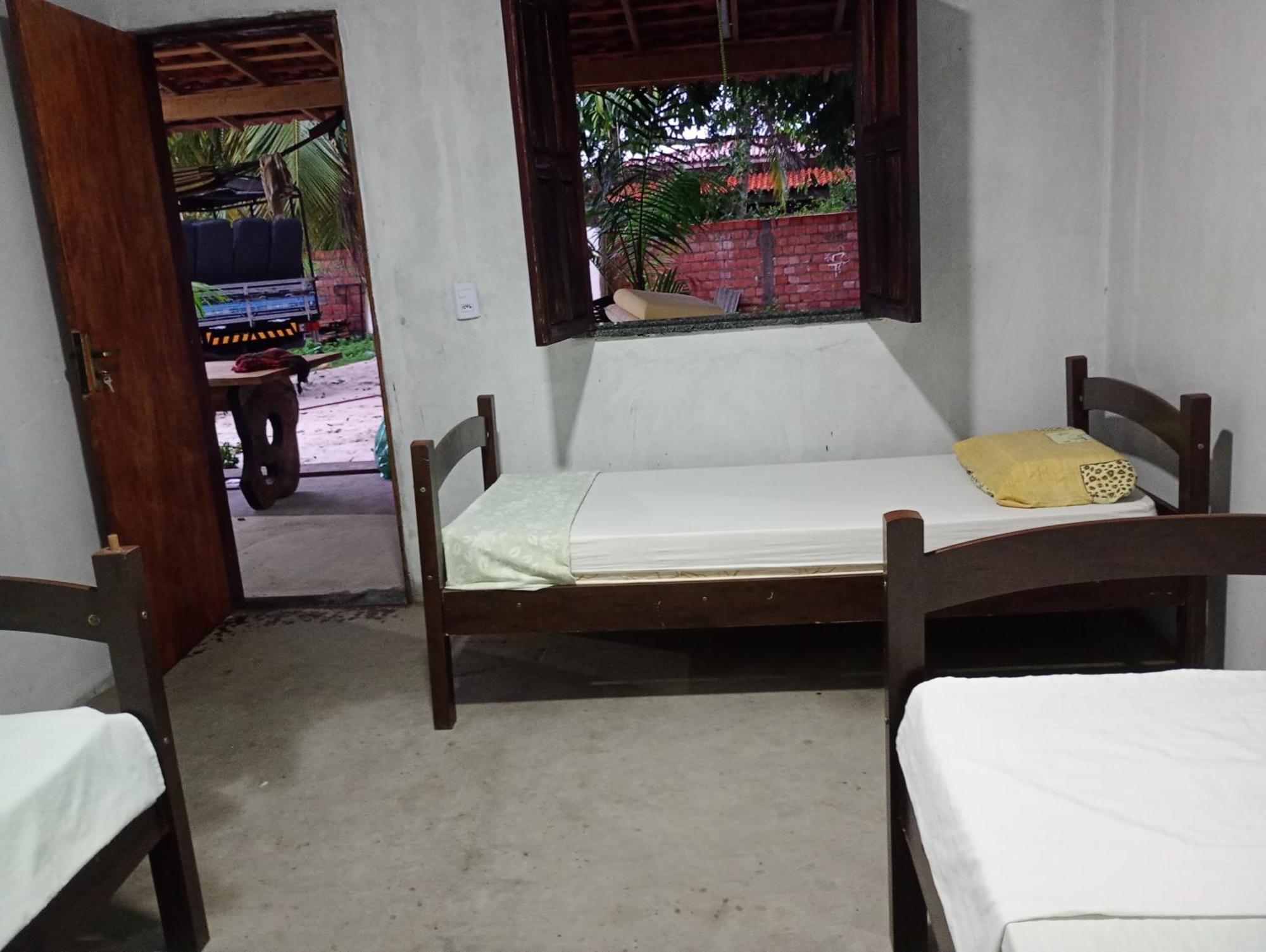 Hostel E Camping Na Rua Das Flores Santo Amaro do Maranhao Екстериор снимка